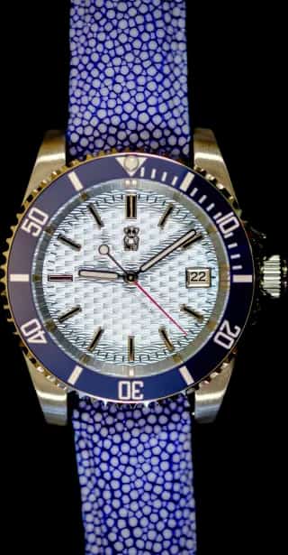 Mr. Eatwell OffShorer — Wave-Textured Dive Watch