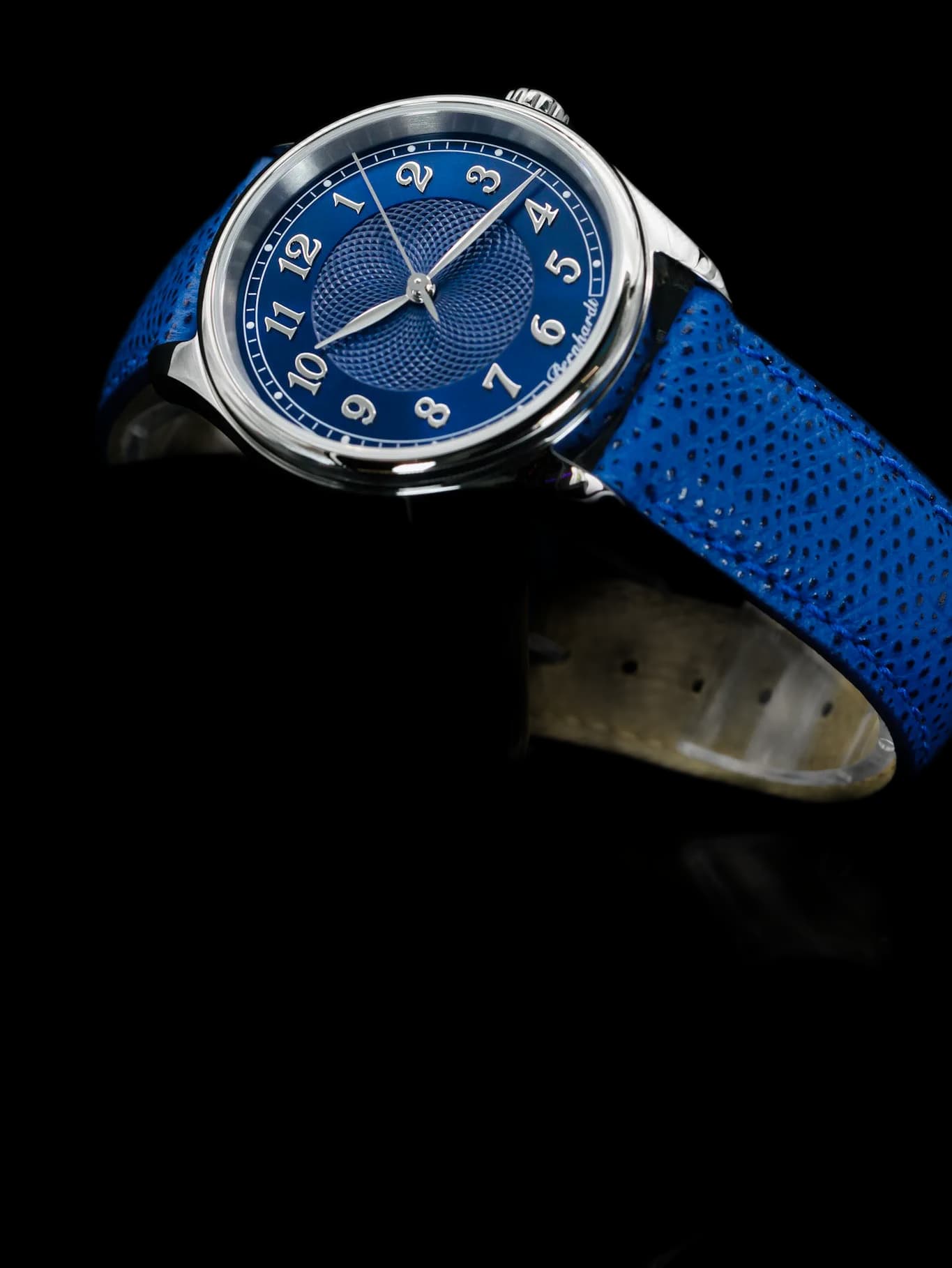Bernhardt Captain Cove