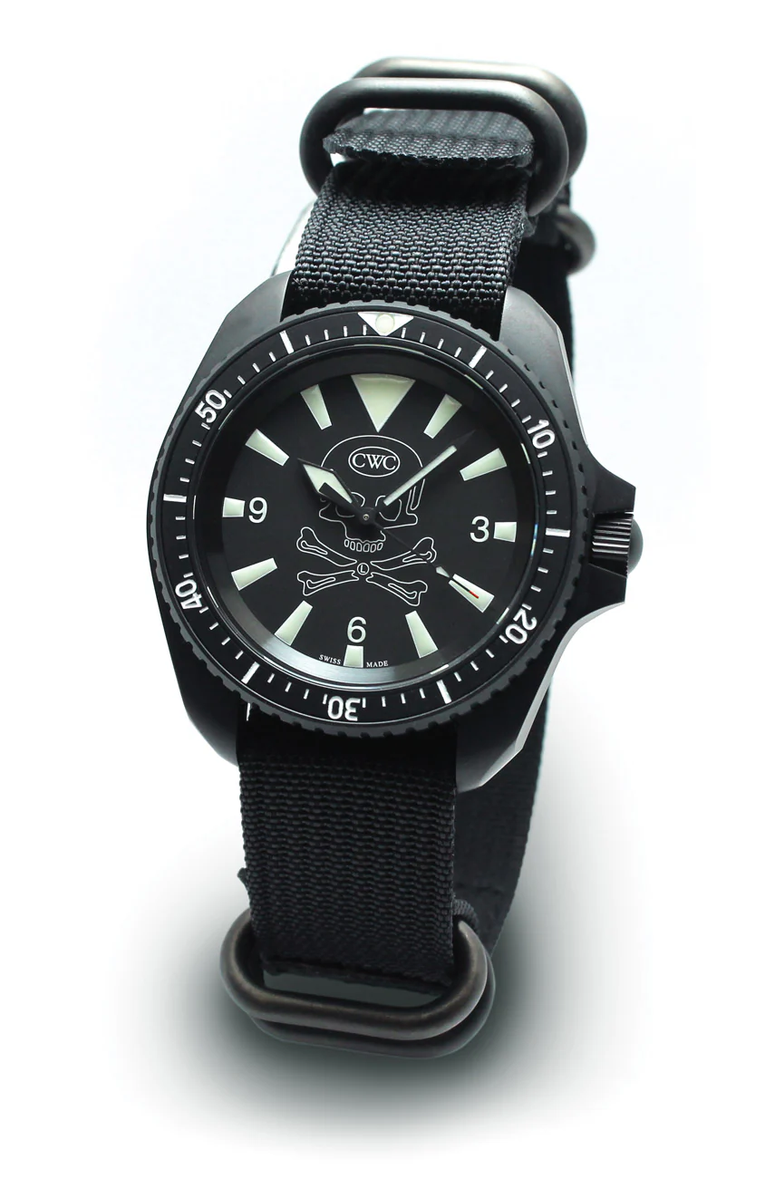 CWC E9 Quartz Diver Watch